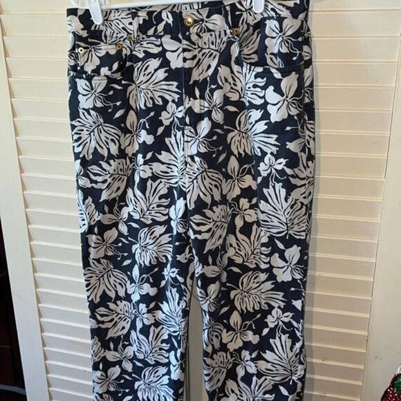 Chaps tropical floral cropped pants - Picture 1 of 5